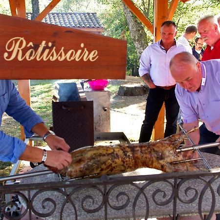 Auberge Les Tables Du Ban Saint-Pierre-la-Palud Eksteriør bilde